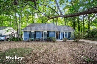 Building Photo - 10017 Topeka Dr