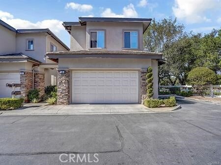 Primary Photo - 23 Niblick Ln