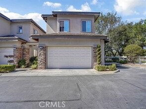Building Photo - 23 Niblick Ln
