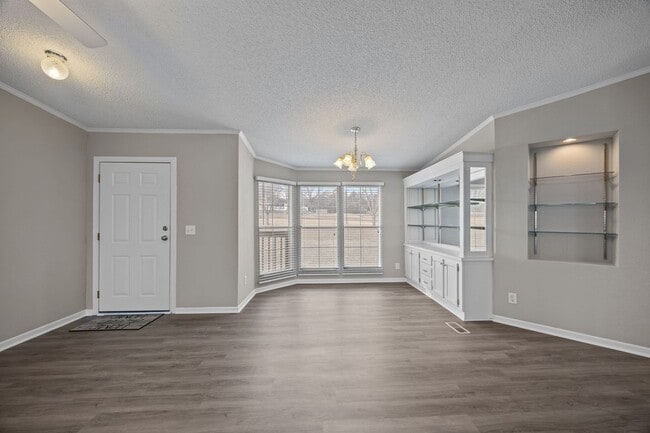 Building Photo - Charming 3-Bedroom Home on Spacious 2.64-Acre Lot in Graham, NC