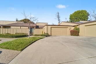 Building Photo - 1338 Hunn Rd