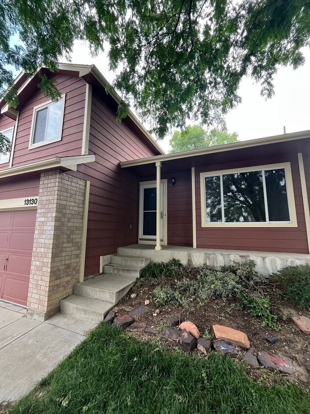 Primary Photo - 13130 Umatilla St