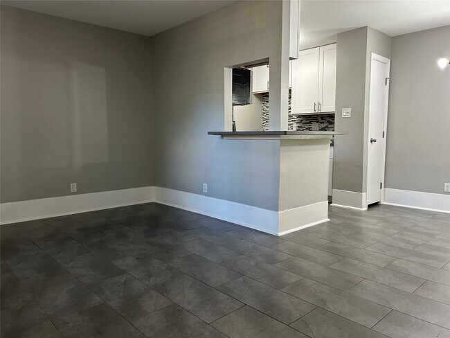 Foto del edificio - 5550 N Braeswood Blvd