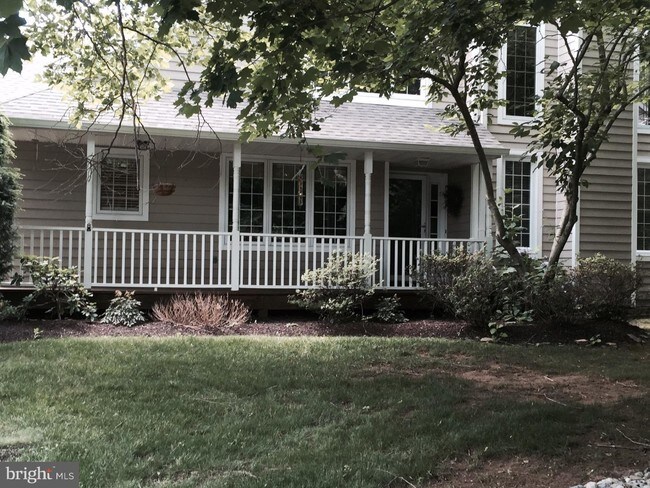 132 N Village Ln, Chadds Ford, PA 19317 Townhouse for