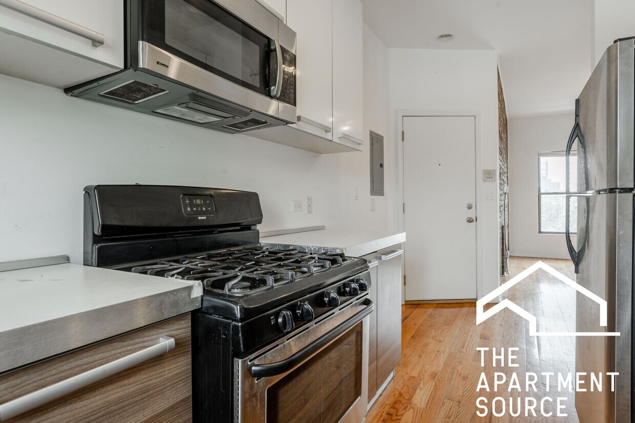 1210 W Foster Ave Unit 2D, Chicago, IL 60640 1210 W Foster Ave