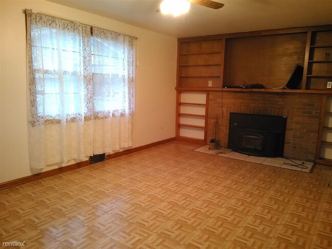 Foto del edificio - 801 W Coon Lake Rd