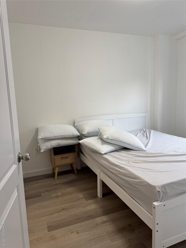 Foto del edificio - 43-18 Union St