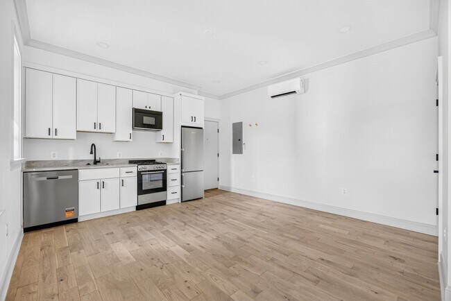 Foto del edificio - 311 East Capitol St SE