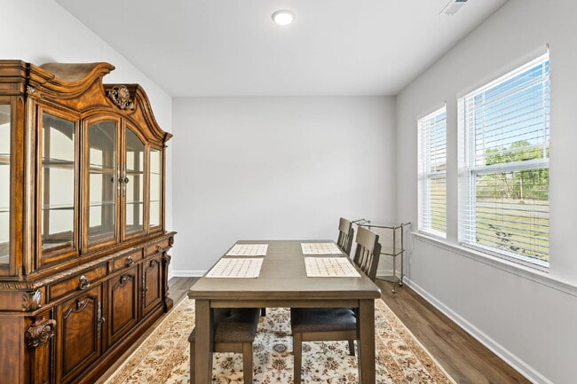 Foto del edificio - Modern 2023 Build | 2,200+ Sq Ft | Main-Level Primary | Loft + 2-Car Garage | Cul-De-Sac Lot