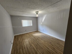 Building Photo - 14901 SW 82nd Terrace