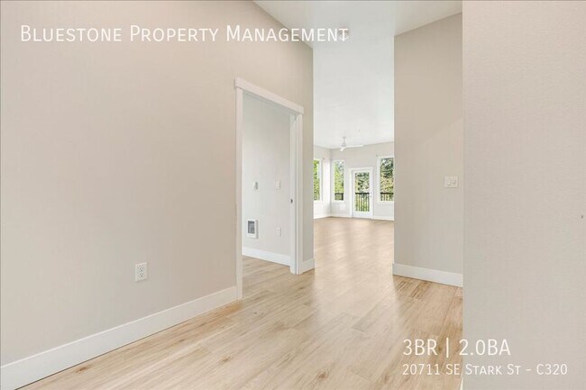 Foto del edificio - 20711 SE Stark St