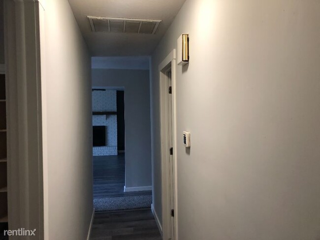 Foto del edificio - 3 br, 2 bath House - 732 E Jewett St