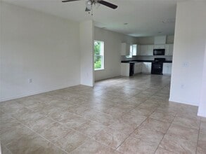 Building Photo - 6102 White Oak Dr