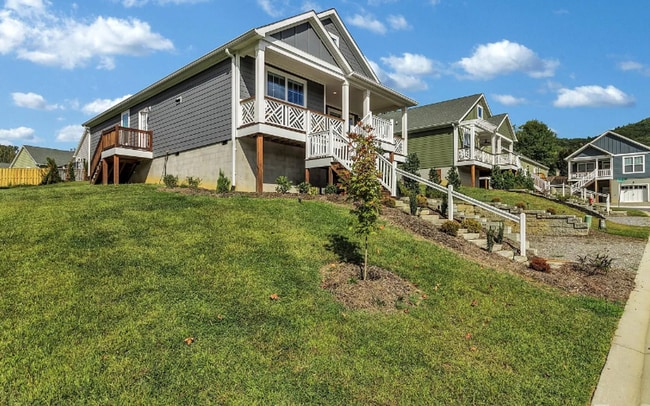 Building Photo - Home in Black Mountain available for rent ...