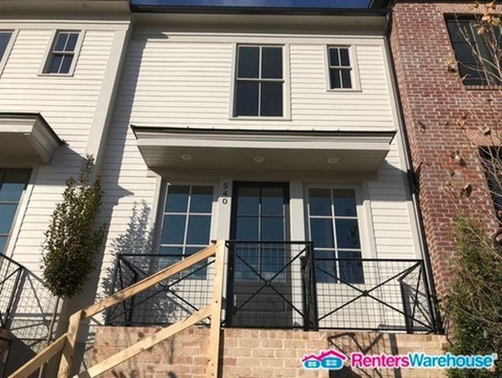 Foto principal - 540 Bismark Rd NE