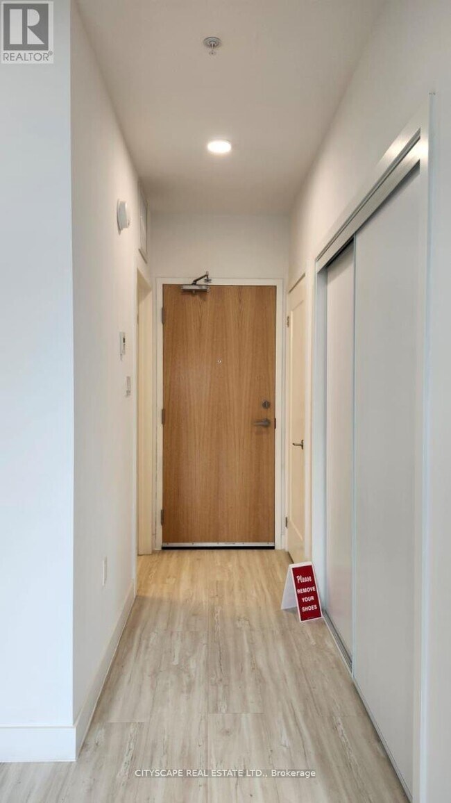 Photo du bâtiment - 408-408 Dundas St S