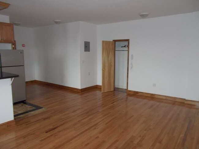 Sala de estar - 1444 Park Pl