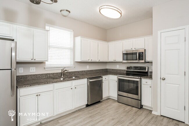 Foto del edificio - 510 Blueberry Hill Ln