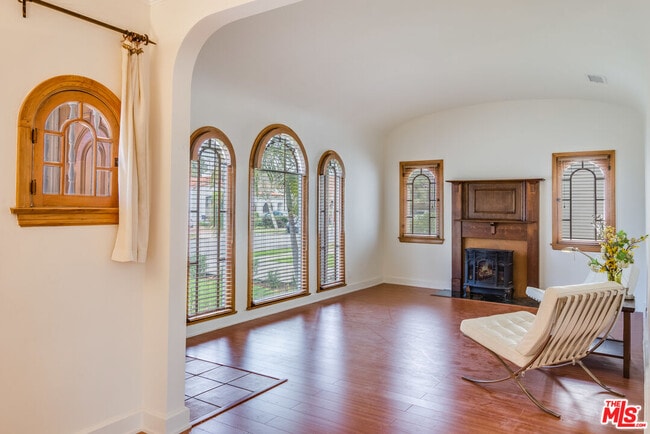 Building Photo - 4264 Mildred Ave