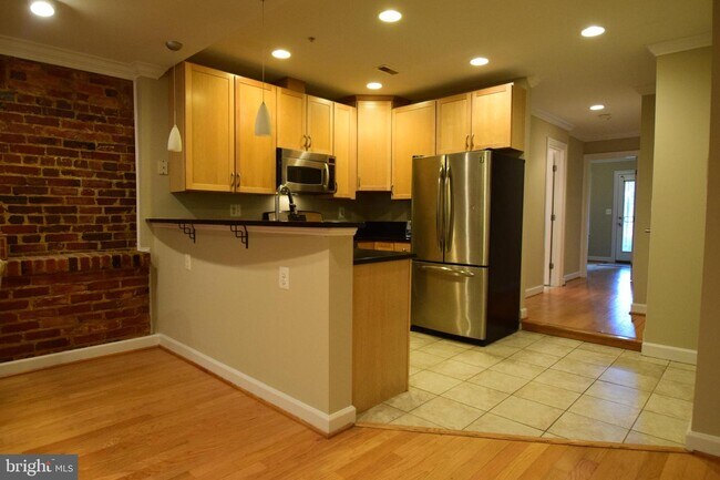 Foto del edificio - 28 Bryant St NW