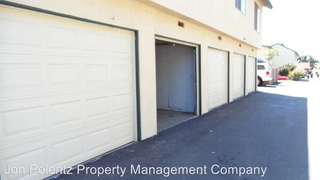 Building Photo - 1717 N Rainwood Cir