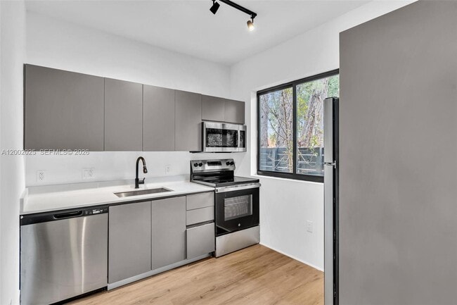 Foto del edificio - 753 NW 30th St