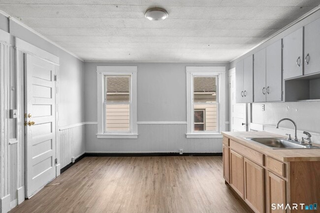 Foto del edificio - 73 South St