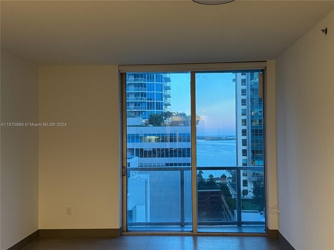 Foto del edificio - 1060 Brickell Ave