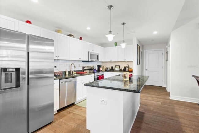 Building Photo - 536 Bahia Beach Blvd