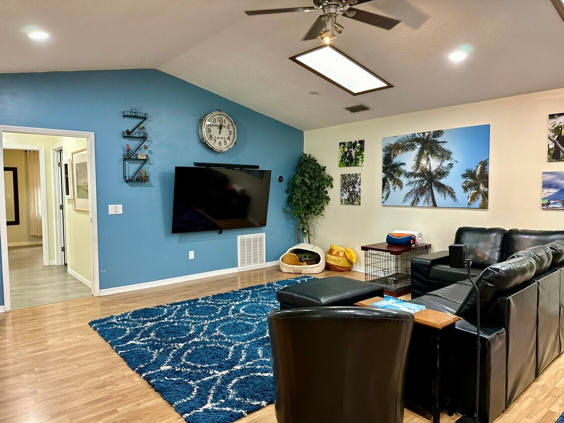 4903 Cll De Sol, Orlando, FL 32819 House Rental in Orlando, FL