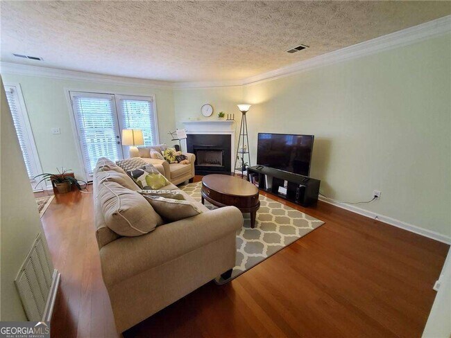Foto del edificio - 3043 Majestic Park Ct