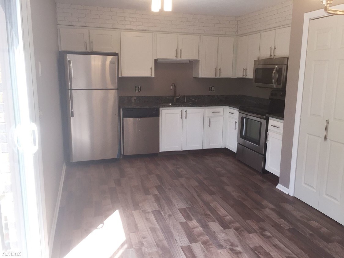 1750 Willoway Cir N, Columbus, OH 43220 Condo for Rent in Columbus