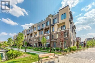 Building Photo - 3550 Colonial Dr