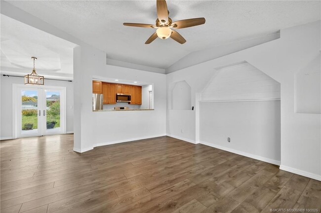 Foto del edificio - 3171 SW Crumpacker St