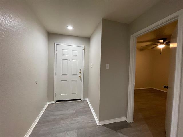 Foto del edificio - 1512 Queens Brook Ln