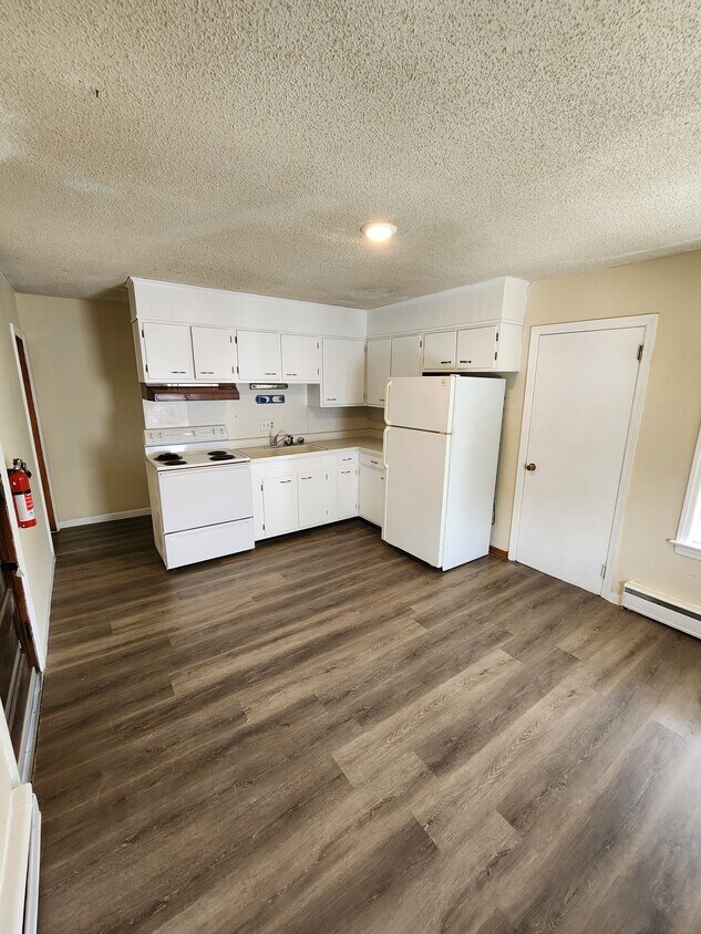 15 E Broad St, Millville, NJ 08332 House Rental in Millville, NJ