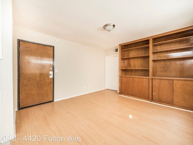 Building Photo - 4420 Fulton Ave