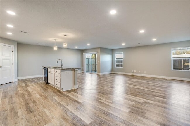 Building Photo - 8813 W Haylee St