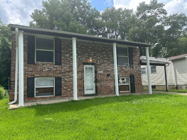 Photo - 10441 Prince Dr House