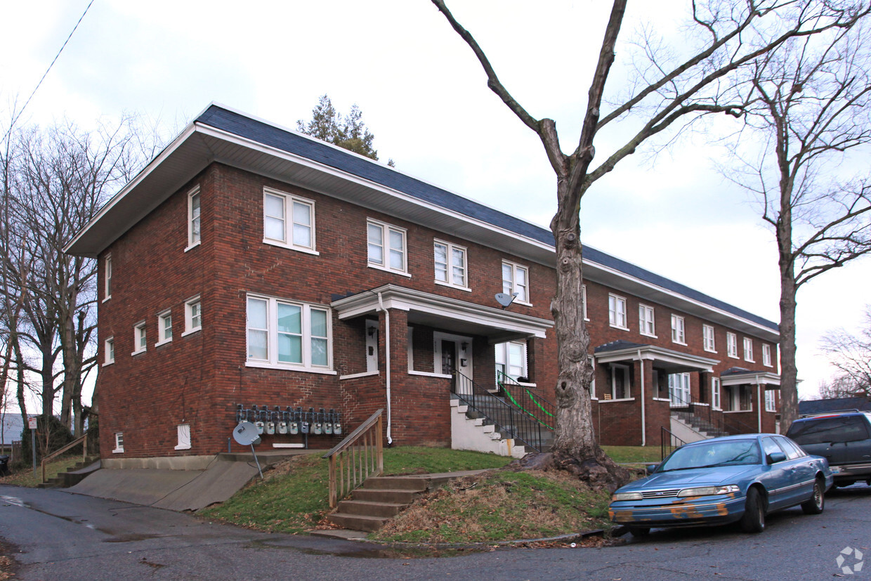 Primary Photo - Shawnee Apartments