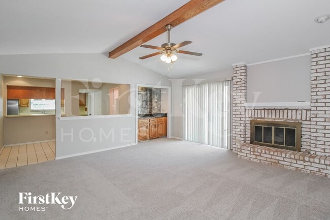 Foto del edificio - 1113 Wood Creek Cir