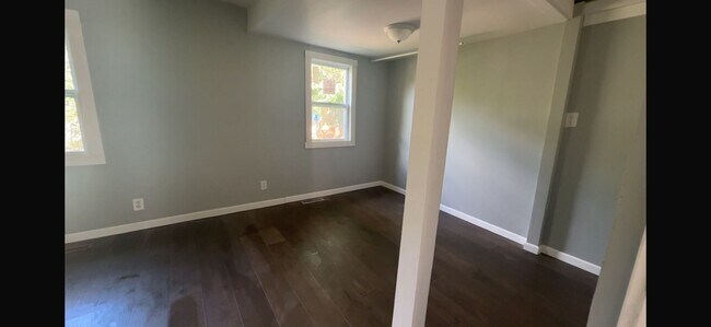 Foto del edificio - 2 bedrooms house completely remodeled