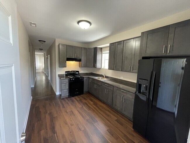 Foto del edificio - 1706 N Mason Ave