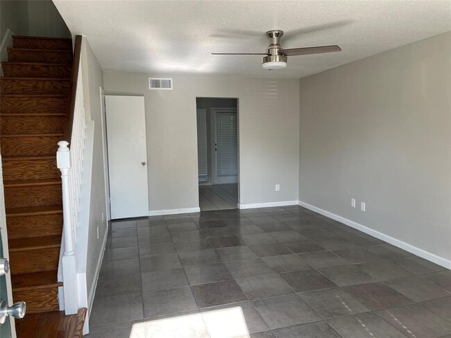 Building Photo - 12910 Ashford Point Dr
