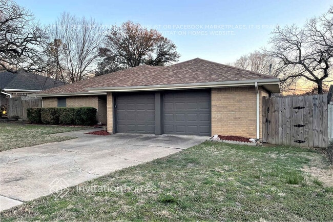 Building Photo - 713 Ridgewood Cir