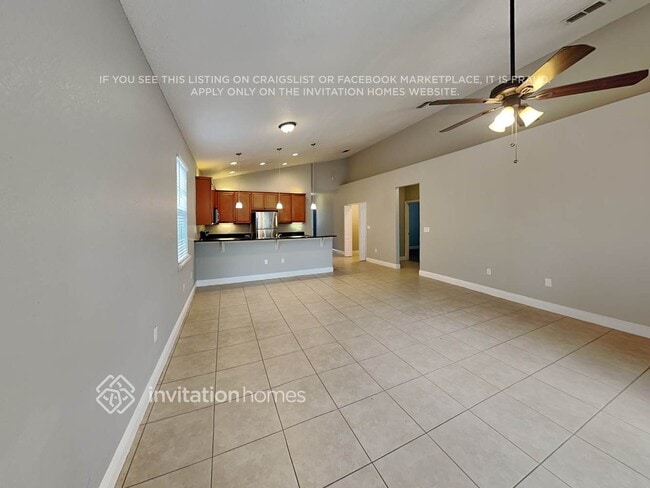 Building Photo - 550 Hibiscus Cove Dr