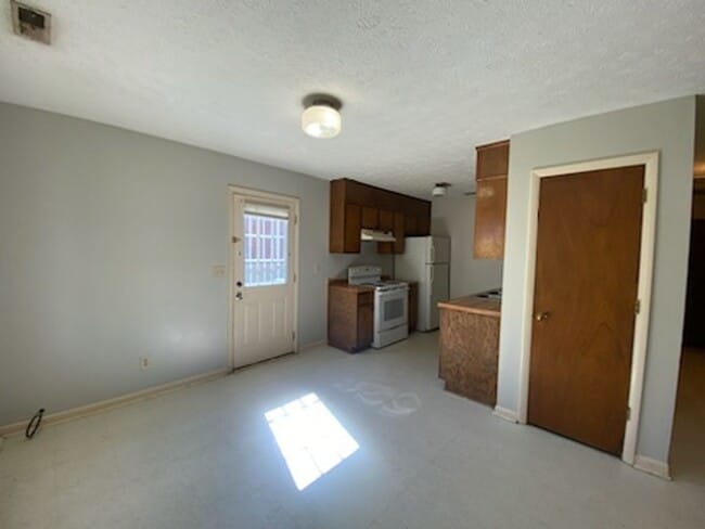 Foto del edificio - 1966 Glenwick Dr