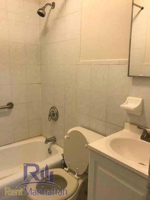 Foto del edificio - 329 E 92nd St