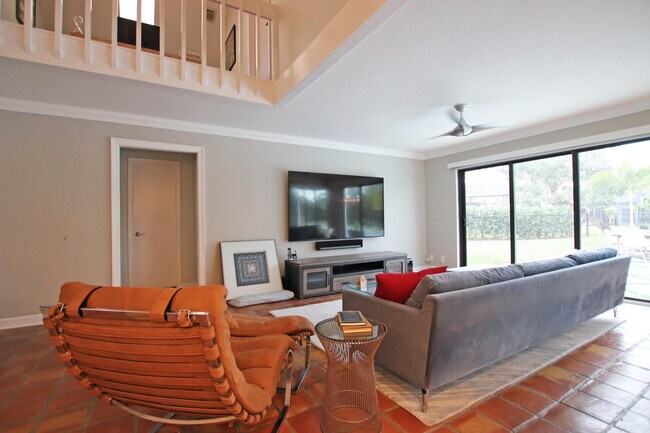 Foto del edificio - 67 Fairview W