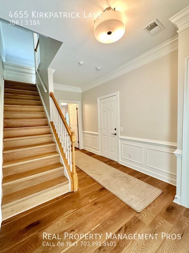 Foto del edificio - Rarely available  COMPLETELY UPDATED!! ALL...